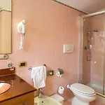 Flower Garden Hotel