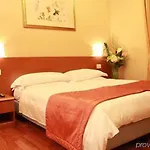 Hotel Flower Garden