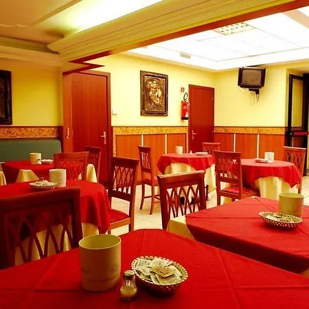 Flower Garden Hotel