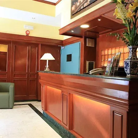 Flower Garden Hotel 3*