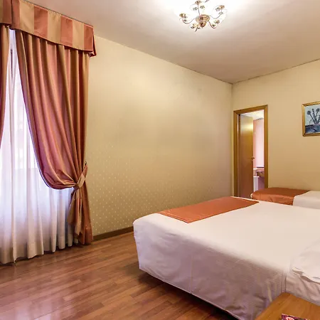 Hotel Flower Garden 3*