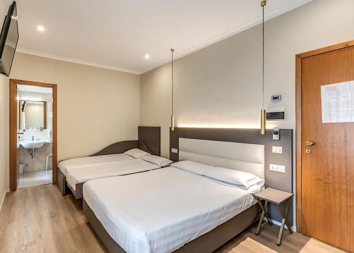 ホテル フラワー ガーデン ローマ