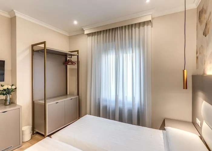 フラワー ガーデン ホテル ローマ