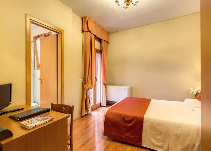 フラワー ガーデン 3* ローマ