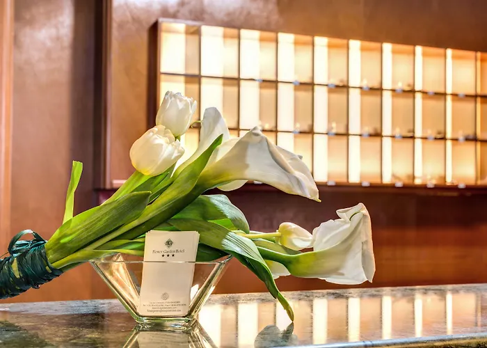 ホテル フラワー ガーデン 3*