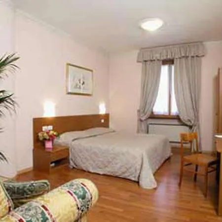 Otel Flower Garden Roma